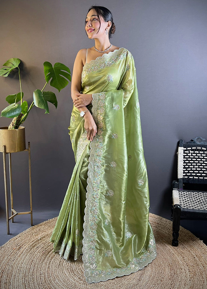 Green Spun Silk Saree With Blouse Piece