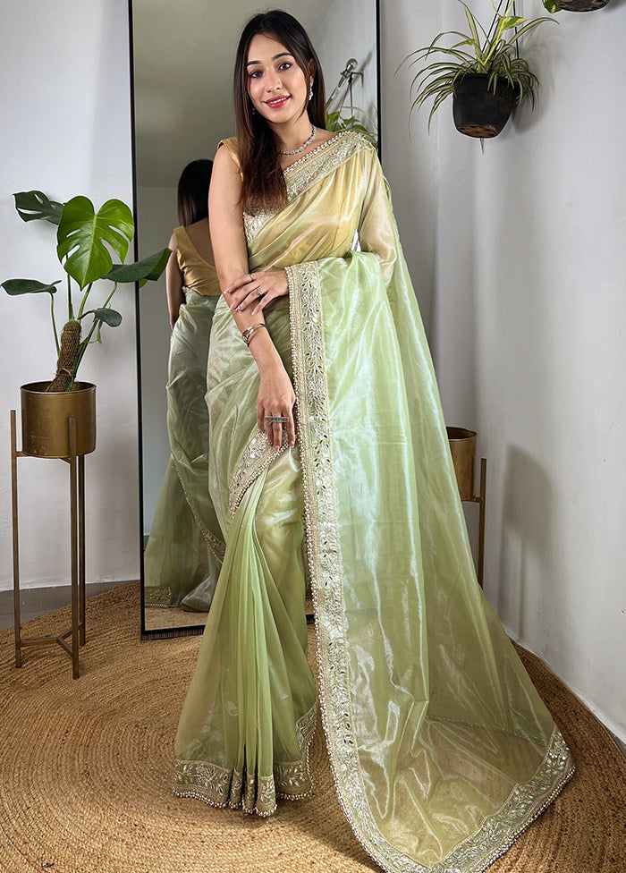 Green Spun Silk Saree With Blouse Piece