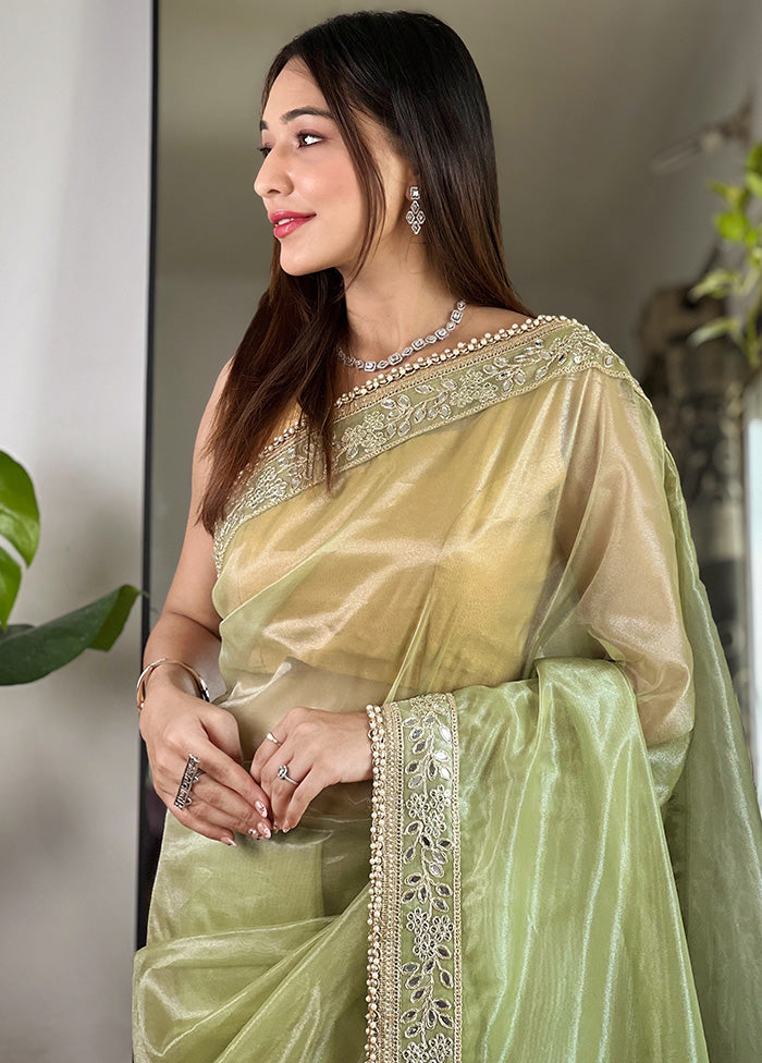 Green Spun Silk Saree With Blouse Piece