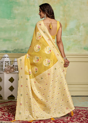 Yellow Cotton Saree With Blouse Piece