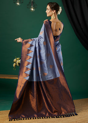 Lavender Banarasi Silk Saree With Blouse Piece