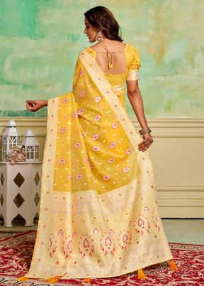 Yellow Cotton Saree With Blouse Piece