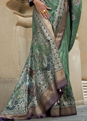 Green Spun Silk Saree With Blouse Piece