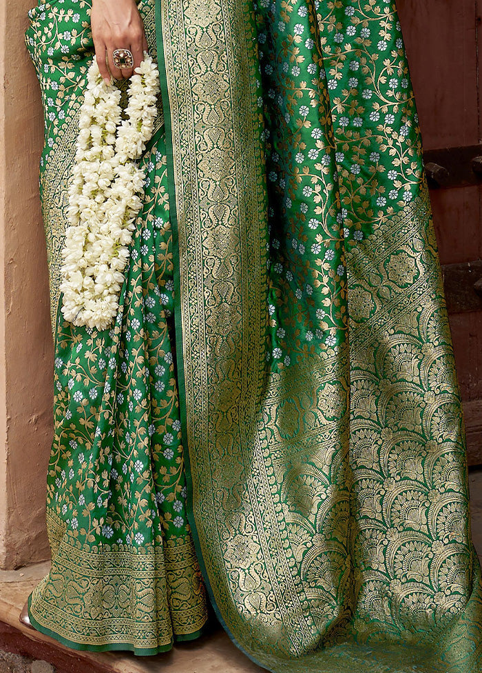 Green Banarasi Silk Saree With Blouse Piece