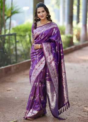 Voilet Banarasi Silk Saree With Blouse Piece