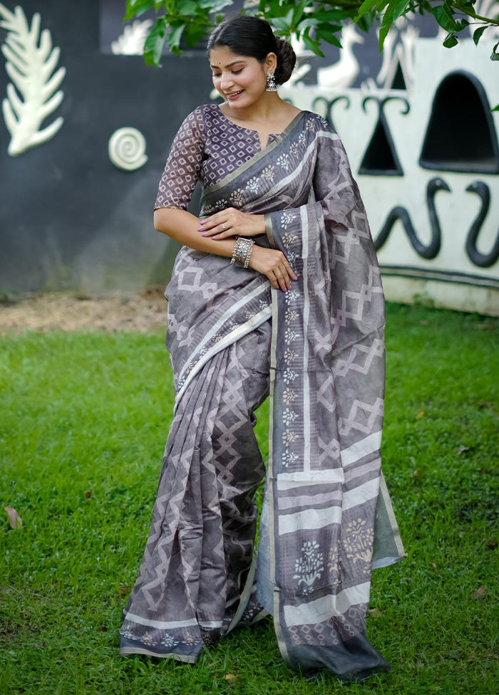 Grey Cotton Saree With Blouse Piece