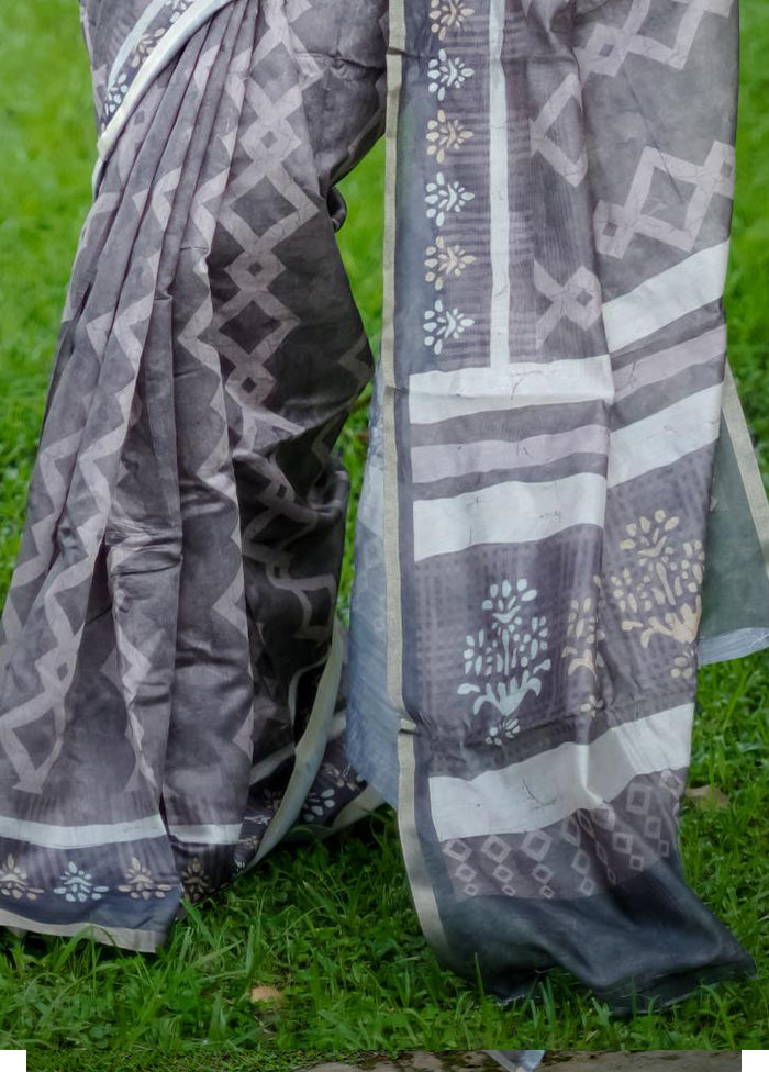 Grey Cotton Saree With Blouse Piece