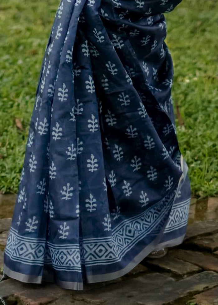 Blue Cotton Saree With Blouse Piece