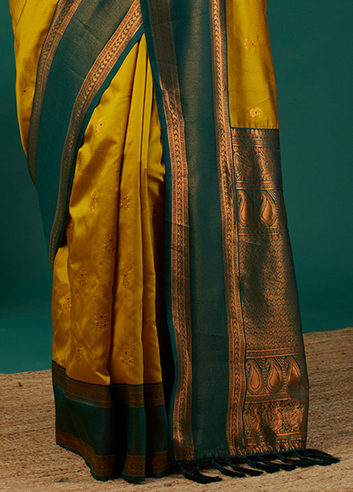 Mustard Banarasi Silk Saree With Blouse Piece