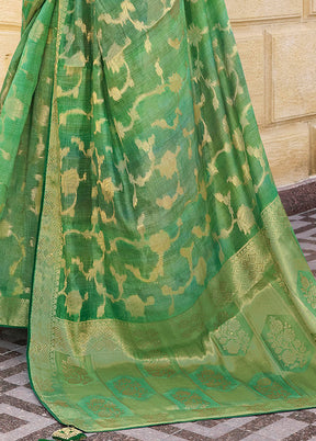 Green Spun Silk Saree With Blouse Piece