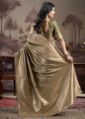 Green Spun Silk Saree With Blouse Piece