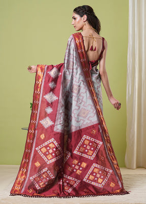 Grey Banarasi Silk Saree With Blouse Piece