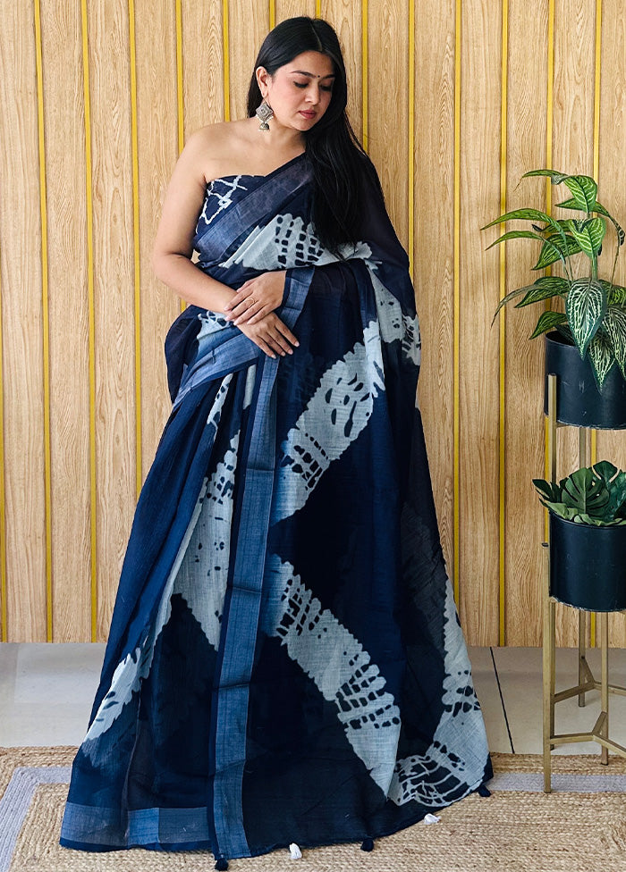 Blue Cotton Saree With Blouse Piece