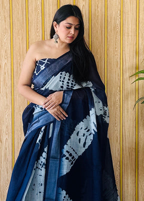 Blue Cotton Saree With Blouse Piece