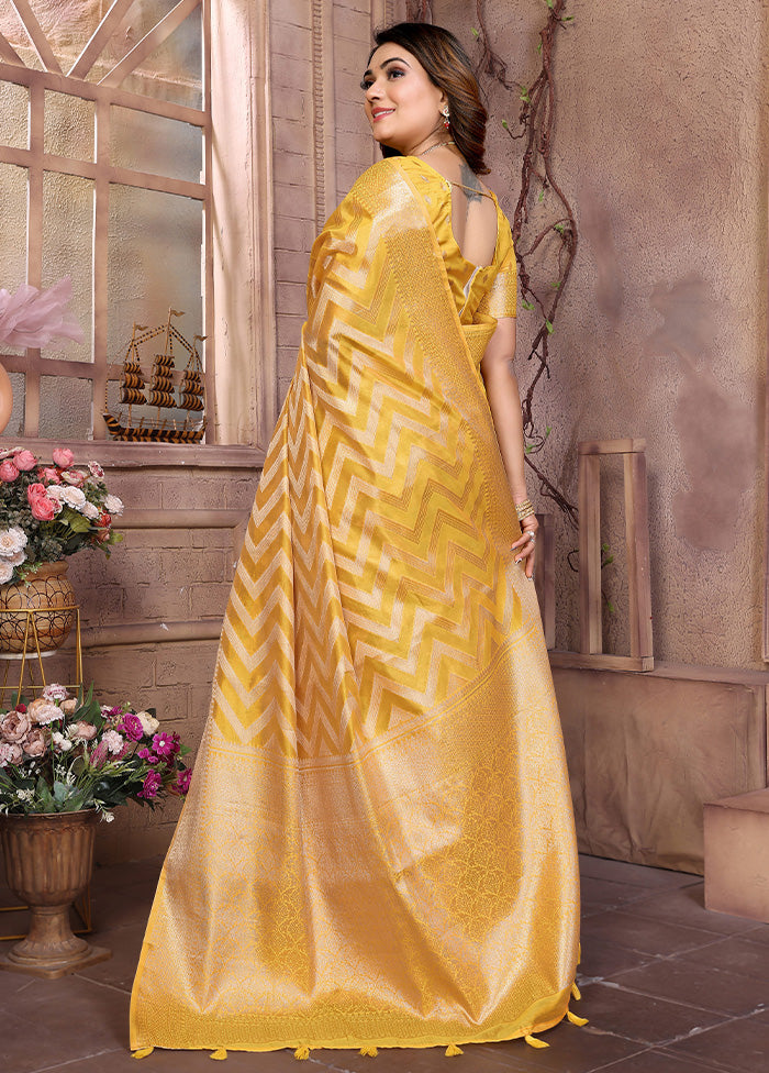 Yellow Organza Saree With Blouse Piece