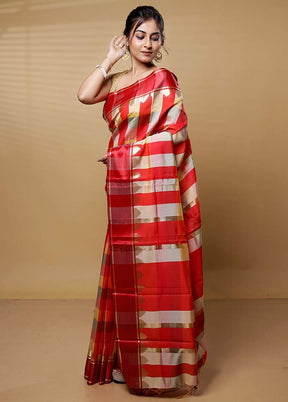 Multicolor Cotton Saree With Blouse Piece