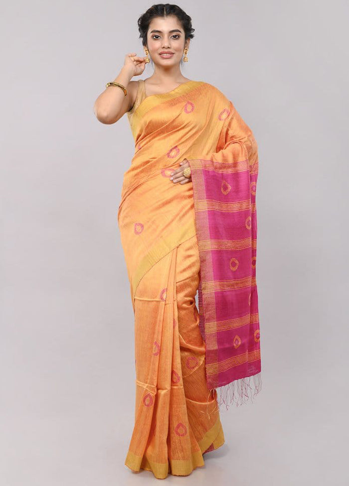 Yellow Pure Cotton Saree With Blouse Piece