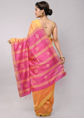 Yellow Pure Cotton Saree With Blouse Piece