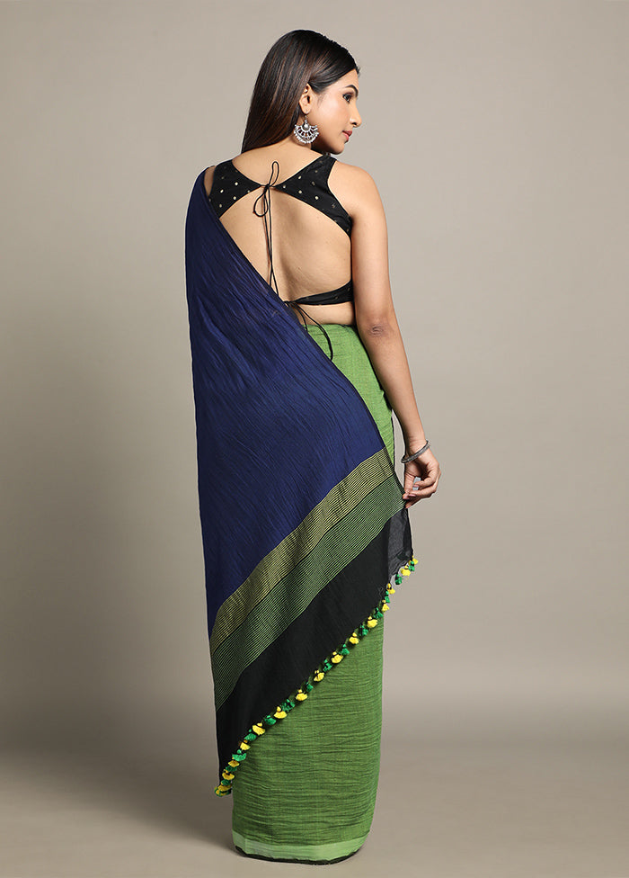 Green Pure Cotton Saree With Blouse Piece