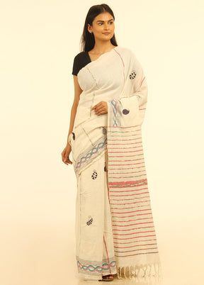 White Pure Cotton Saree With Blouse Piece