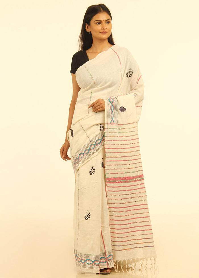 White Pure Cotton Saree With Blouse Piece