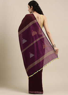 Burgundy Pure Cotton Saree With Blouse Piece