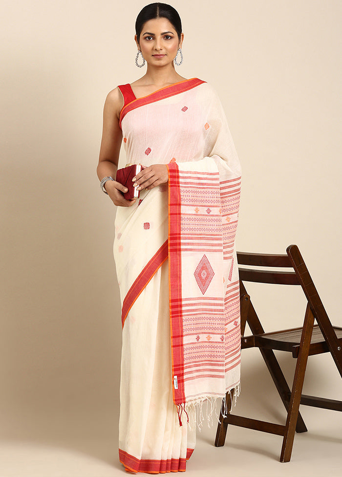 Cream Pure Cotton Saree With Blouse Piece