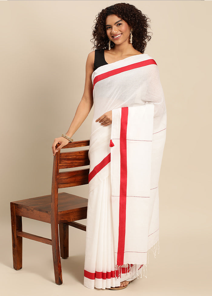 White Pure Cotton Saree With Blouse Piece