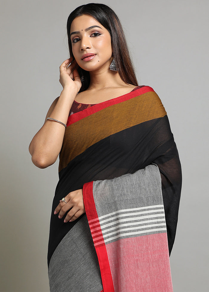 Grey Pure Cotton Saree With Blouse Piece