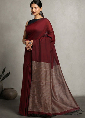 Maroon Pure Cotton Saree With Blouse Piece