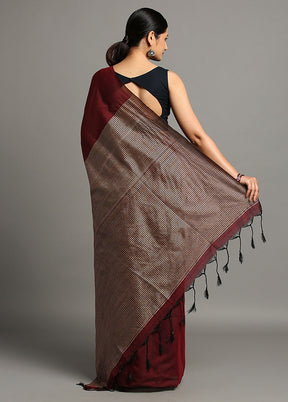 Maroon Pure Cotton Saree With Blouse Piece