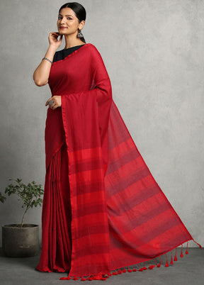 Maroon Pure Cotton Saree With Blouse Piece