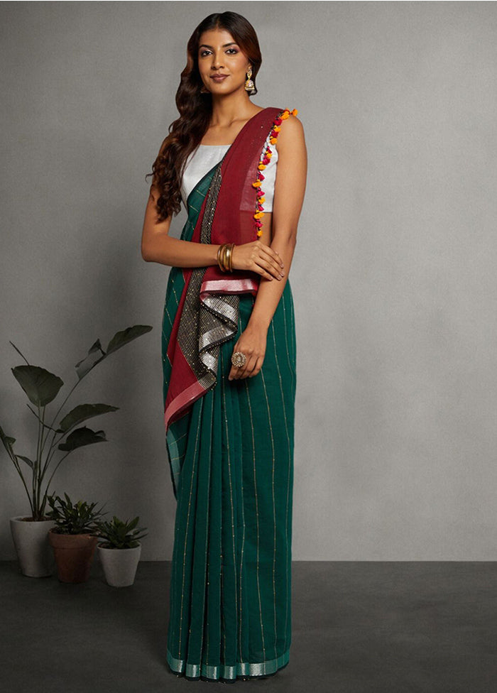 Green Pure Cotton Saree With Blouse Piece