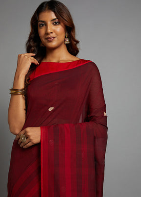 Red Pure Cotton Saree With Blouse Piece