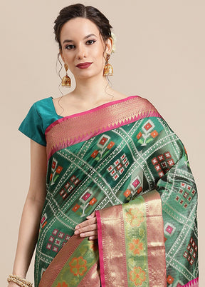 Green Silk Saree With Blouse Piece