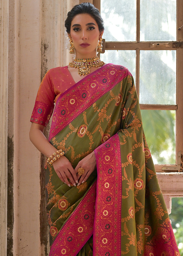 Mehendi Banarasi Silk Saree With Blouse Piece