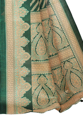 Green Dupion Silk Saree With Blouse Piece