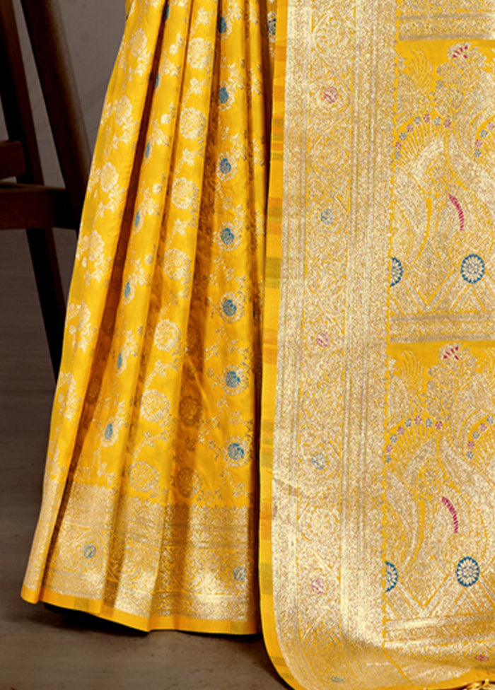 Multicolor Dupion Silk Saree With Blouse Piece