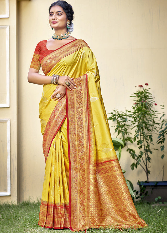 Yellow Dupion Silk Saree With Blouse Piece