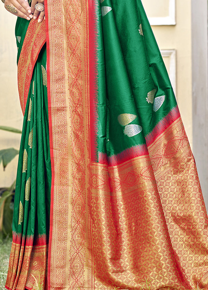 Green Dupion Silk Saree With Blouse Piece