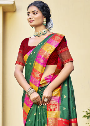 Green Dupion Silk Saree With Blouse Piece