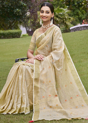 Cream Cotton Saree With Blouse Piece