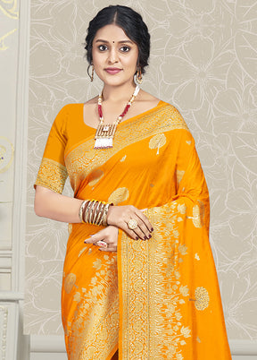 Multicolor Dupion Silk Saree With Blouse Piece