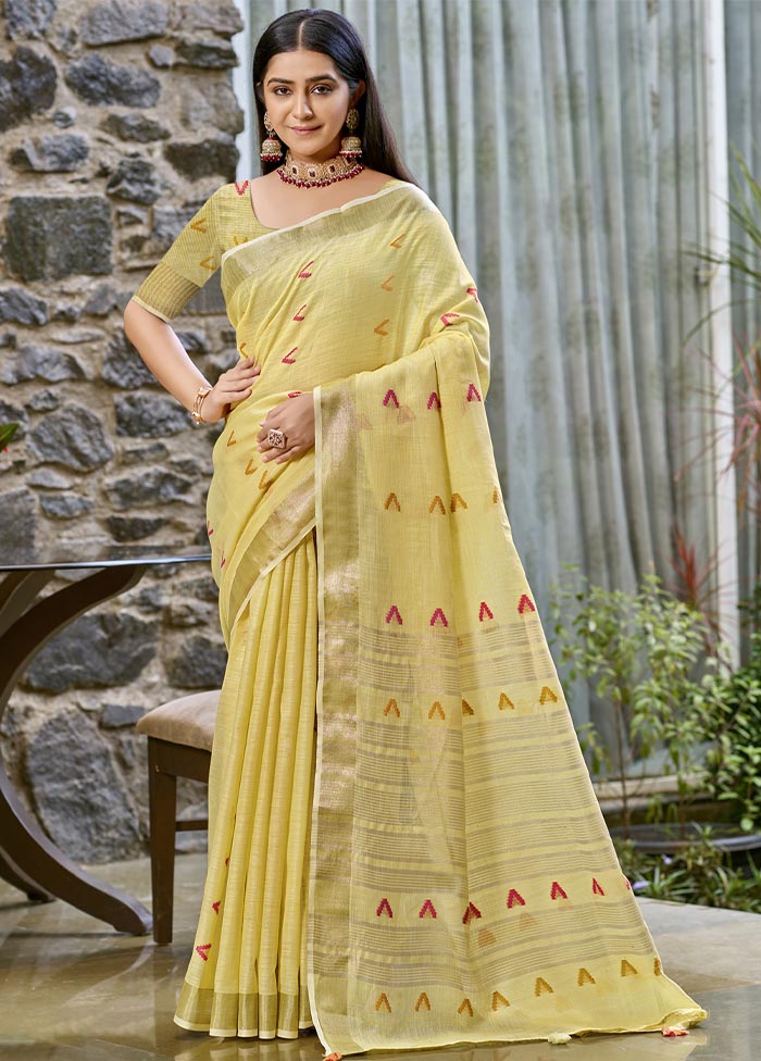 Yellow Cotton Saree With Blouse Piece