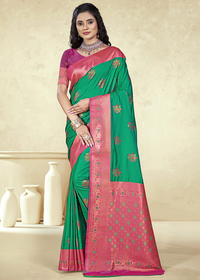 Green Dupion Silk Saree With Blouse Piece