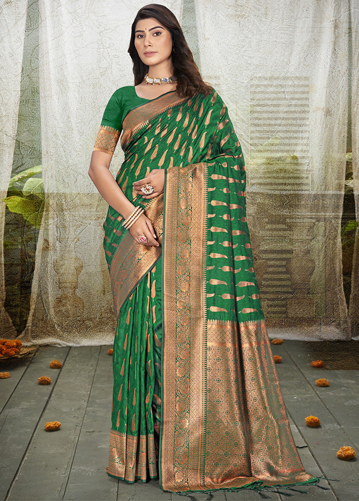 Green Spun Silk Saree With Blouse Piece