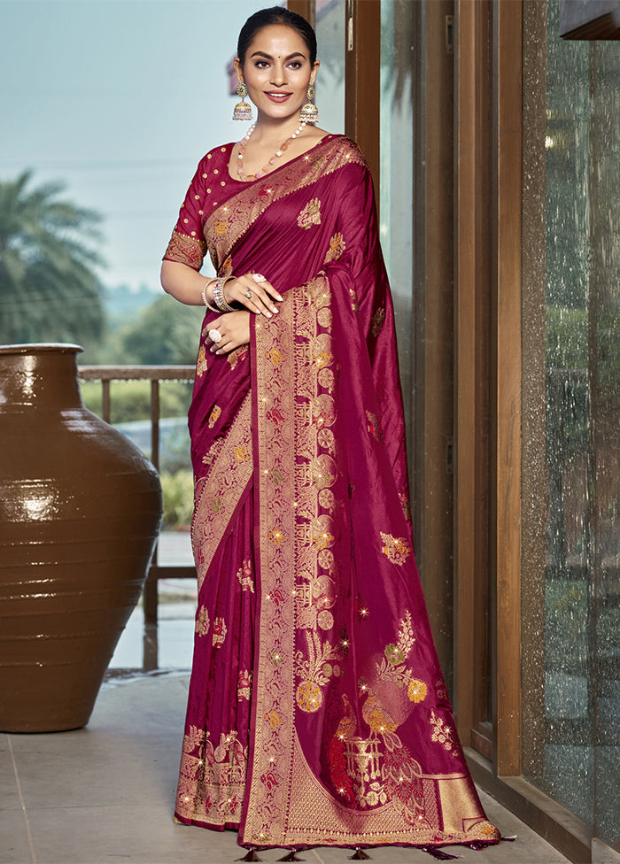 Magenta Dupion Silk Saree With Blouse Piece