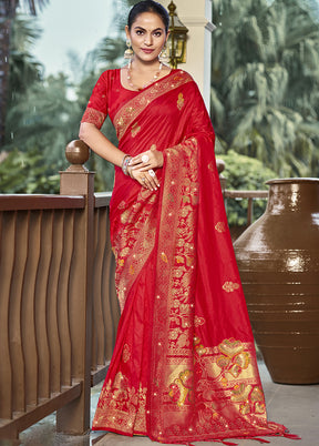 Red Dupion Silk Saree With Blouse Piece