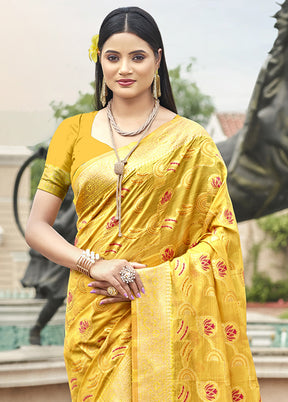 Yellow Organza Saree With Blouse Piece