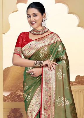 Multicolor Dupion Silk Saree With Blouse Piece